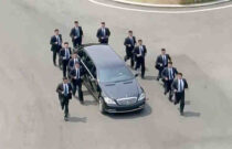 Kim’in adamları bunlar! Dünyanın izlediği ilginç görüntü